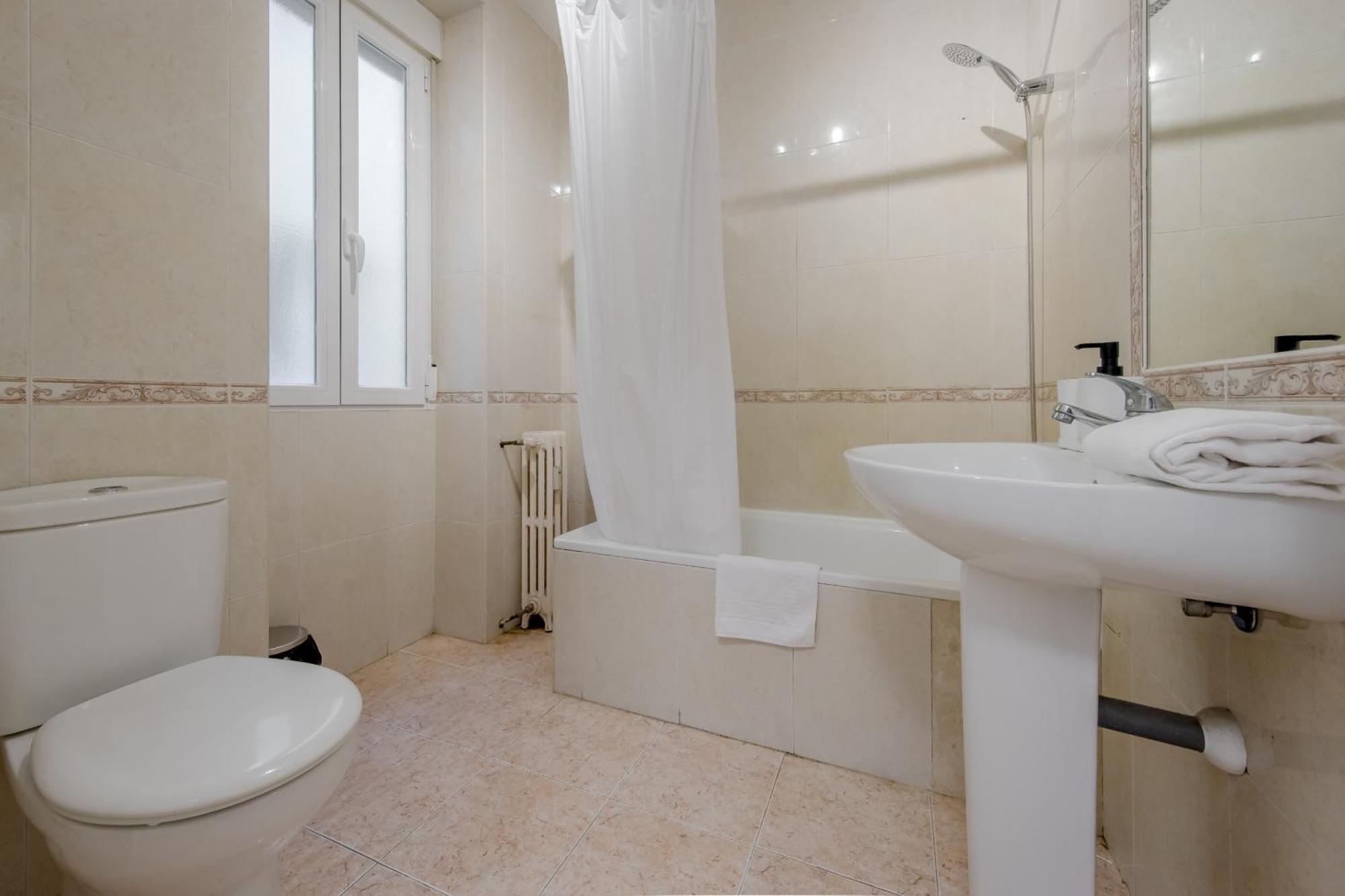 Classic Apt 7Pax En La Latina-Centro De Madrid Extérieur photo